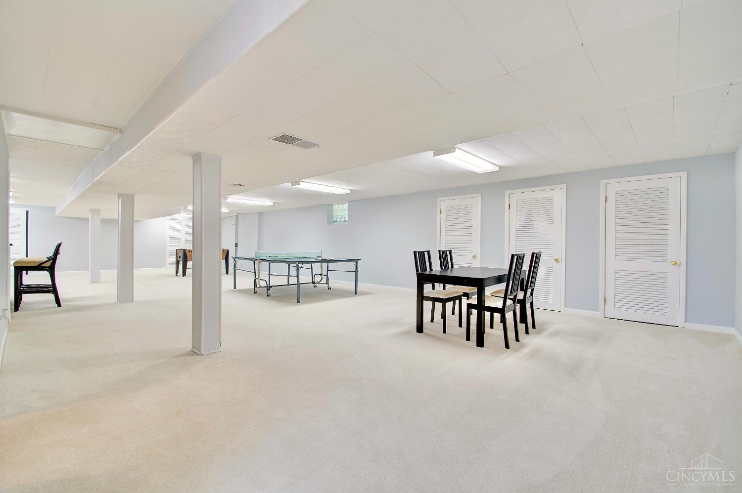 5995 Drake Road Cincinnati, OH 45243 - Photo 57 of 80