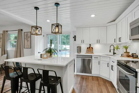 $999,000 | 12 Rachel Avenue, Commack, NY 11725