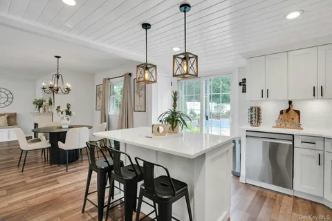 $999,000 | 12 Rachel Avenue, Commack, NY 11725