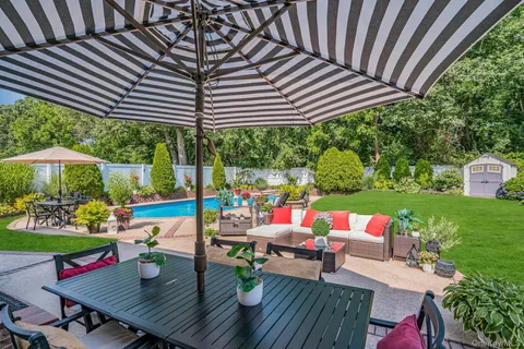 $999,000 | 12 Rachel Avenue, Commack, NY 11725