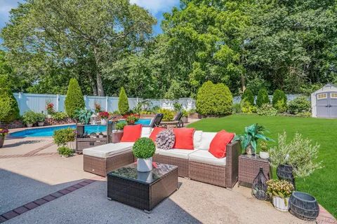 $999,000 | 12 Rachel Avenue, Commack, NY 11725