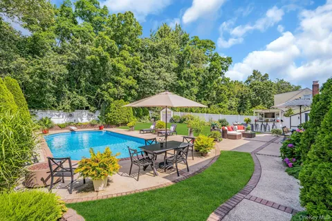 $999,000 | 12 Rachel Avenue, Commack, NY 11725