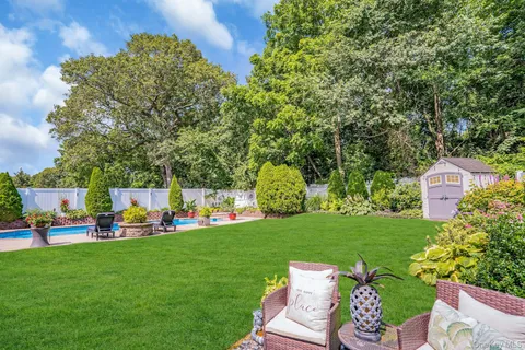 $999,000 | 12 Rachel Avenue, Commack, NY 11725