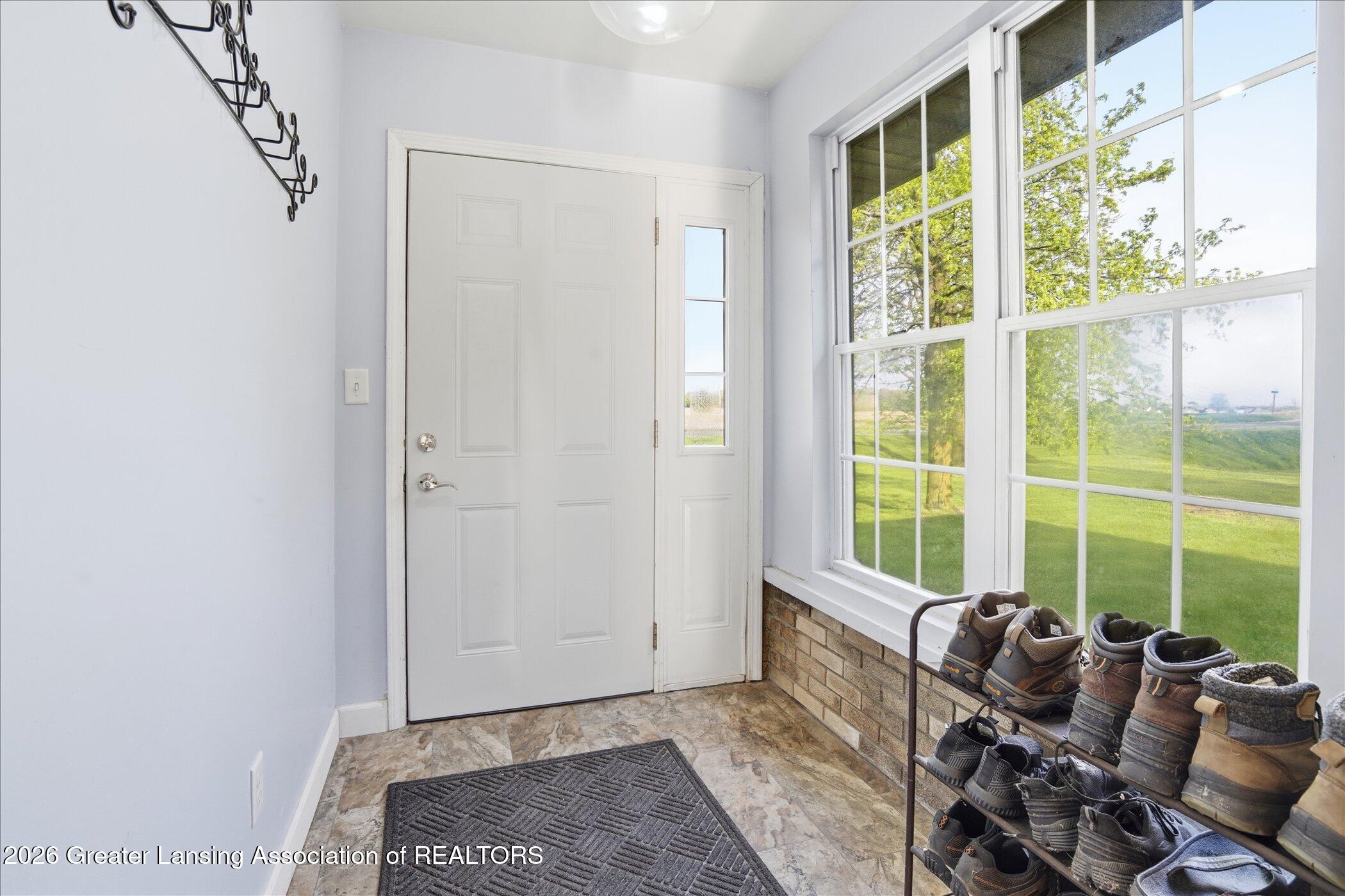 10970 Airport Road Dewitt, MI 48820 - Photo 6 of 53 06-10970-Airport-Rd-DeWitt-Windowstill