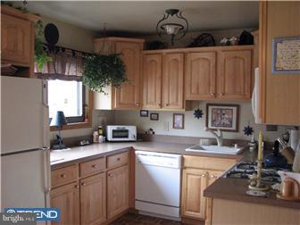 233 Probasco Road East Windsor, NJ 08520 - Photo 4 of 12 Kitchen