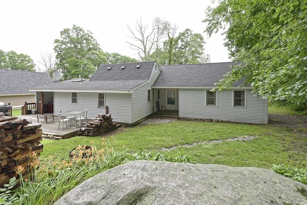 5 Reid Road Douglas, MA 01516 - Photo 15 of 24