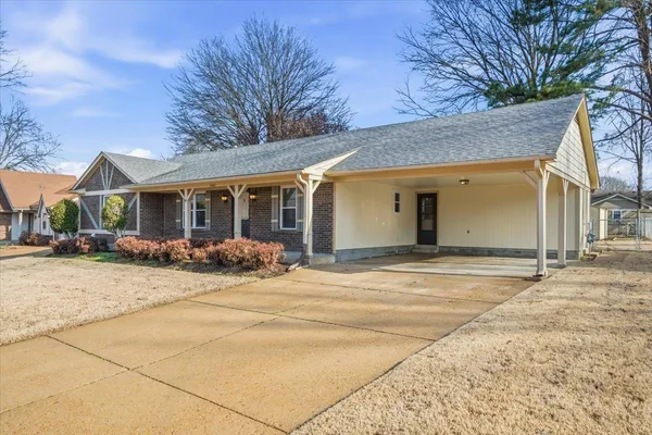 $269,900 | 3262 West Earhart Drive, Bartlett, TN 38134