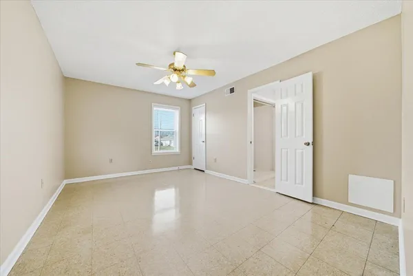 $269,900 | 3262 West Earhart Drive, Bartlett, TN 38134