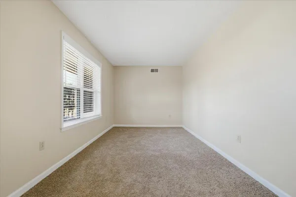 $269,900 | 3262 West Earhart Drive, Bartlett, TN 38134