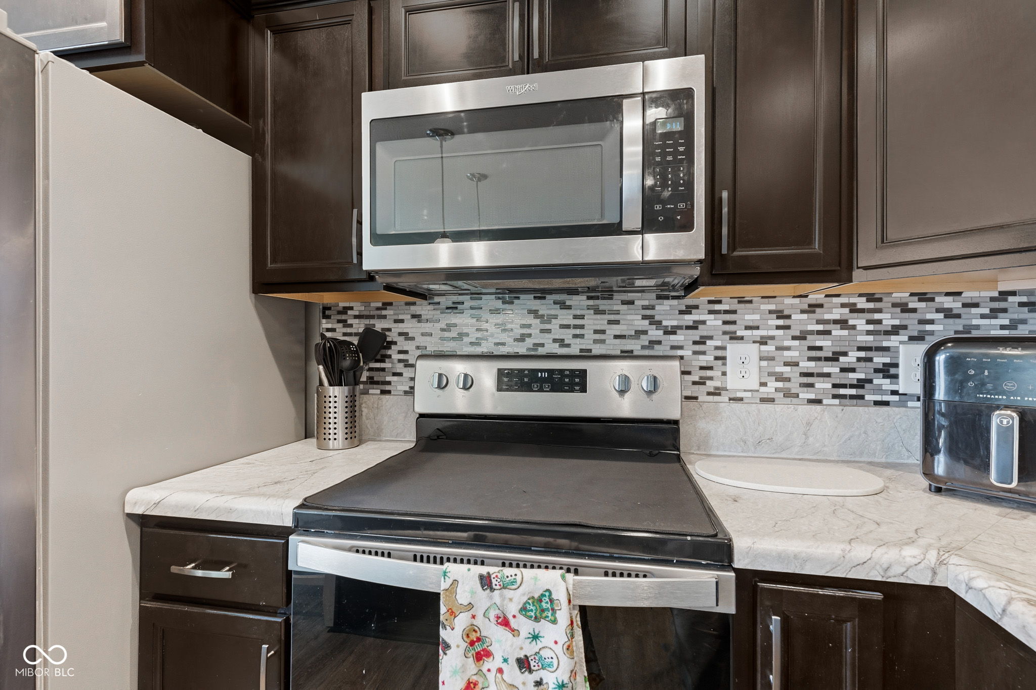 254 Rambling Road Greenfield, IN 46140 - Photo 17 of 43