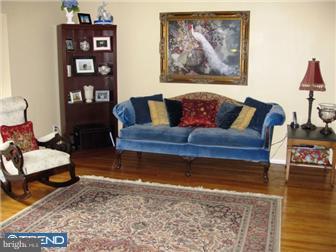 10 Doncaster Road Cherry Hill, NJ 08003 - Photo 3 of 12 Living Room