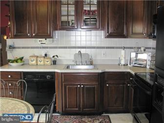 10 Doncaster Road Cherry Hill, NJ 08003 - Photo 6 of 12 Kitchen