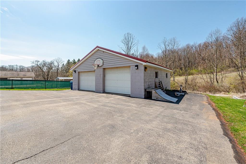 207 Lewis Road Greensburg, PA 15601 - Photo 24 of 24 Gallery Image 24