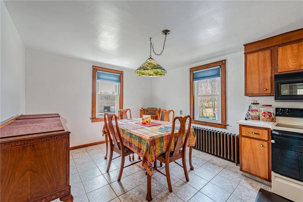 207 Lewis Road Greensburg, PA 15601 - Photo 7 of 24 Gallery Image 7