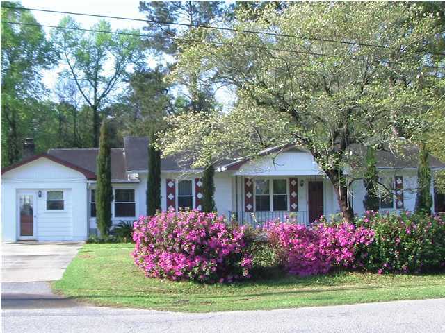 1703 Pineview Road Charleston, SC 29407 - Photo 1 of 4 Primary Photo