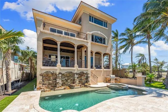 $8,250,000 | 290 North Washington Drive, Sarasota, FL 34236