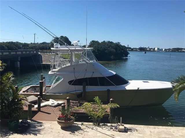 $7,950,000 | 290 North Washington Drive, Sarasota, FL 34236