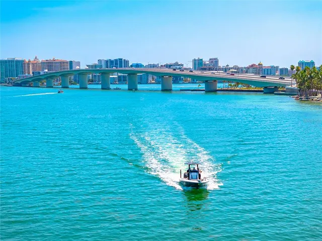 $7,950,000 | 290 North Washington Drive, Sarasota, FL 34236