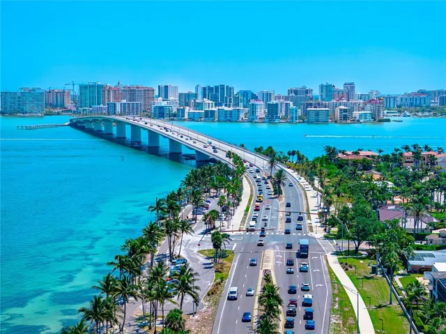 $7,950,000 | 290 North Washington Drive, Sarasota, FL 34236