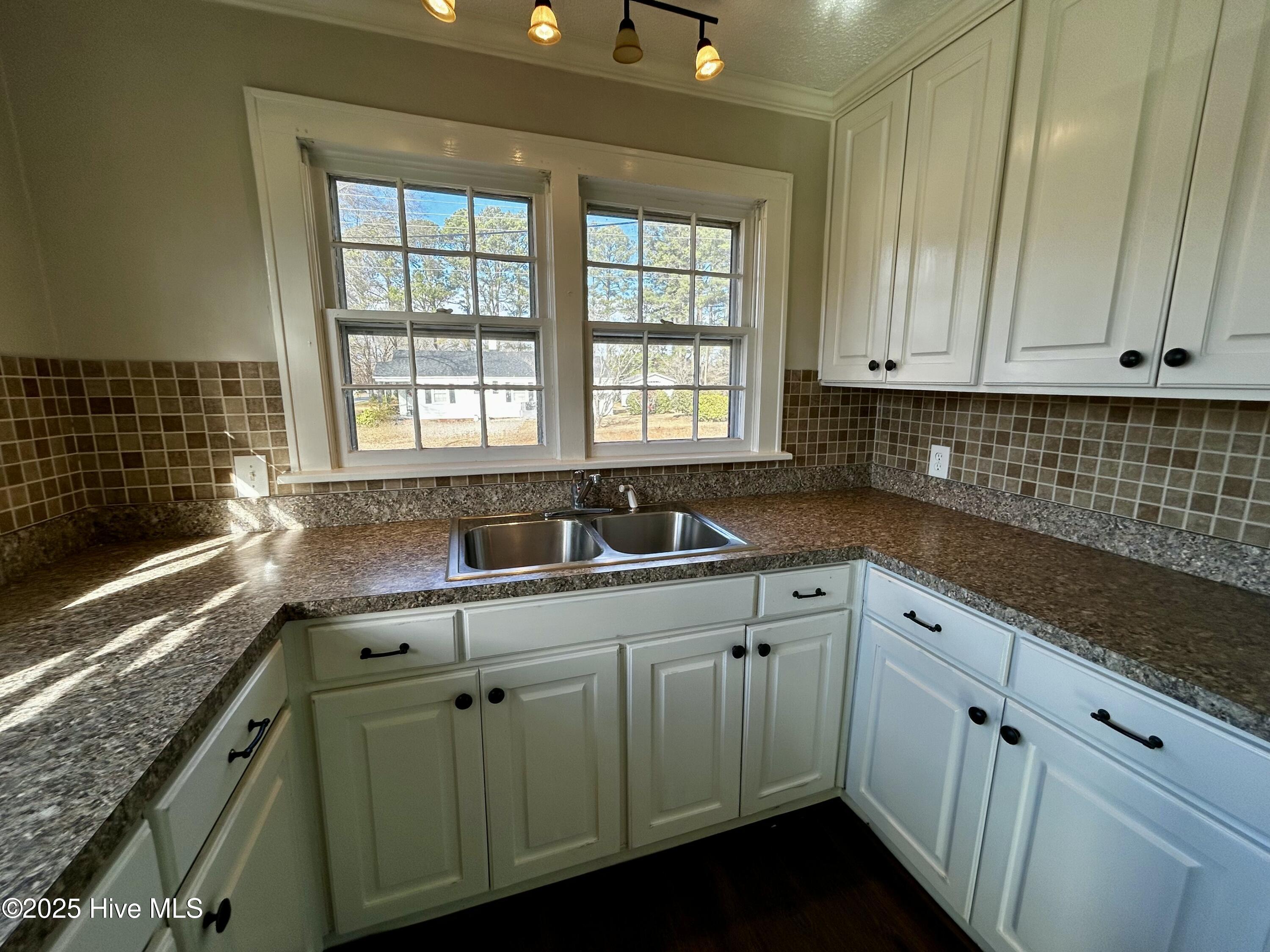 10375 South Walnut Street Middlesex, NC 27557 - Photo 8 of 23 IMG_9632