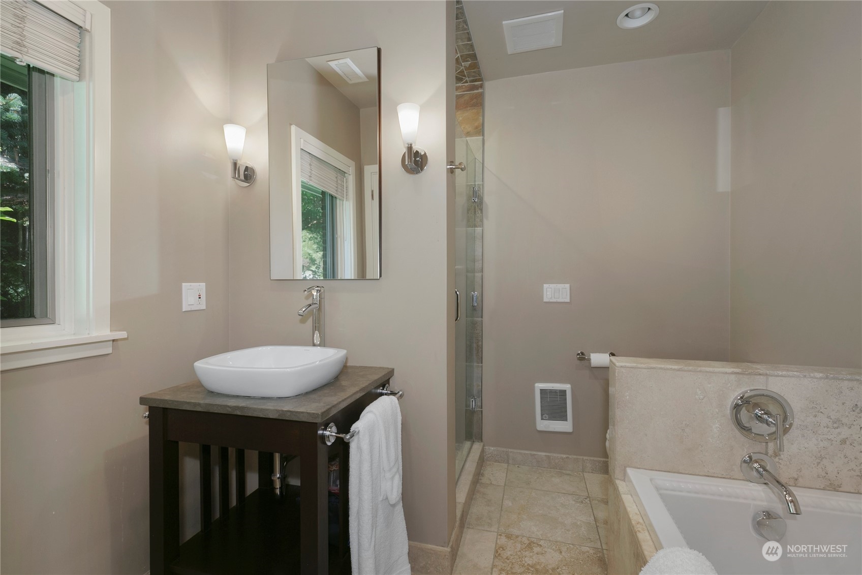 2202 West Chestnut Avenue Yakima, WA 98902 - Photo 25 of 39