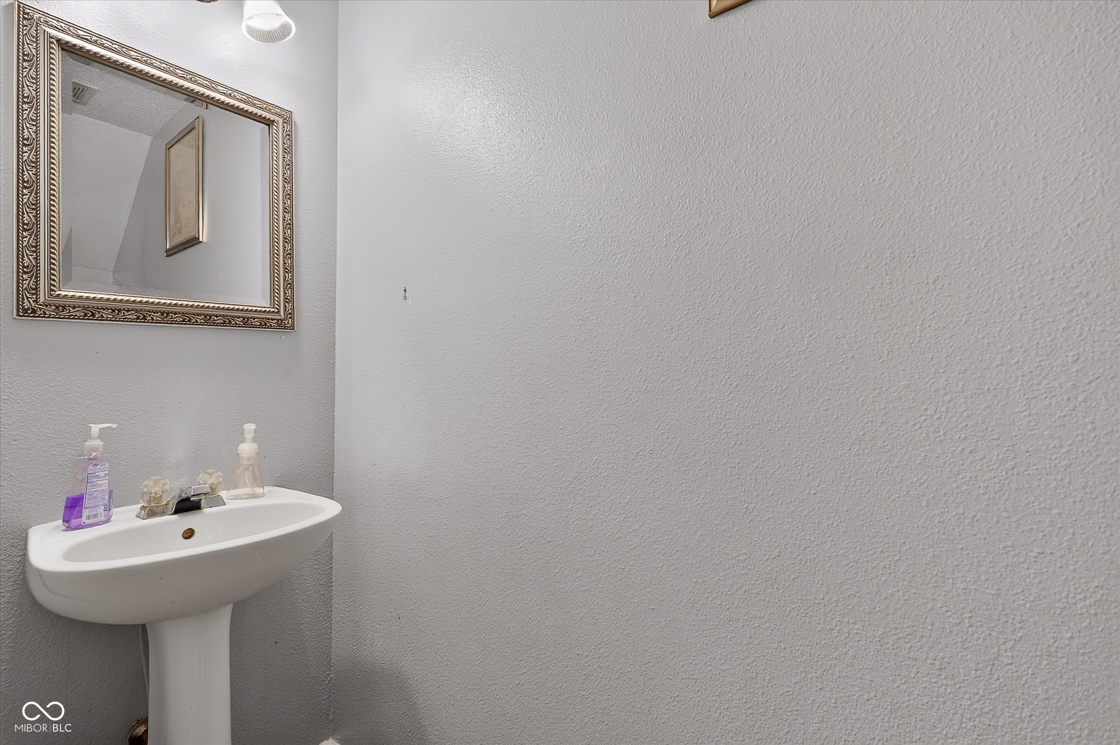8422 Weathervane Court Indianapolis, IN 46239 - Photo 17 of 43
