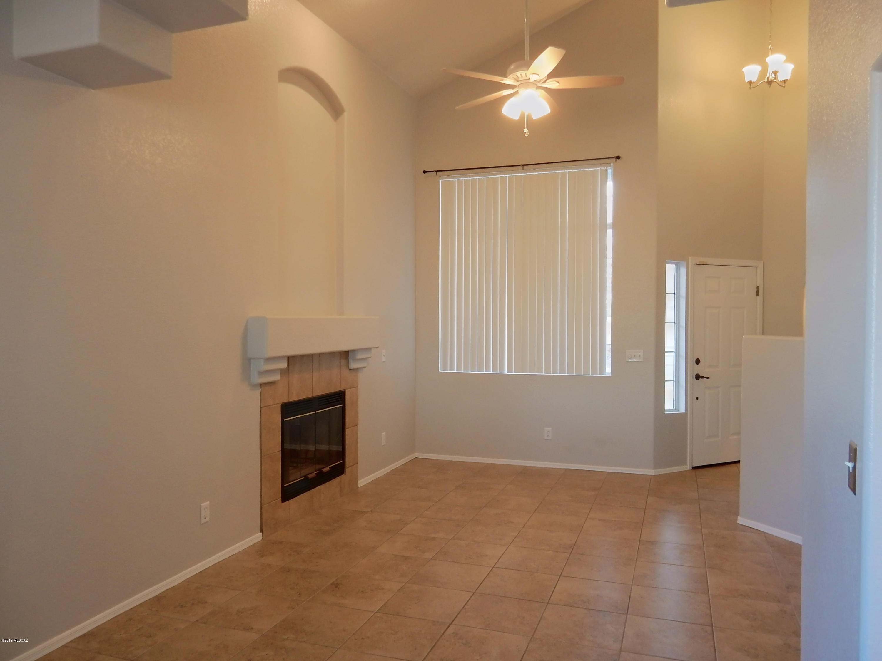 4313 West Bunk House Road Tucson, AZ 85741 - Photo 4 of 33