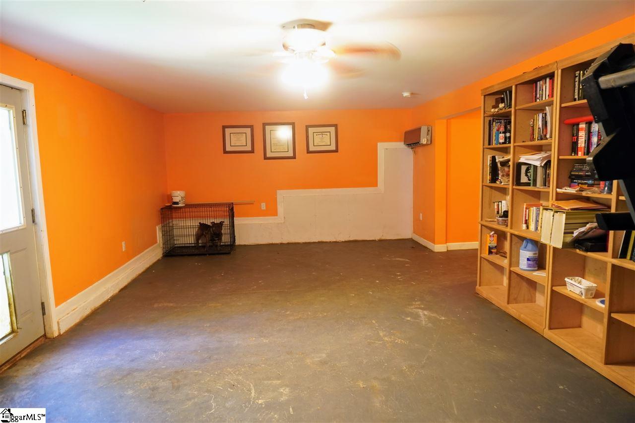 301 Cunningham Road Woodruff, SC 29388 - Photo 18 of 27 Gallery Image 18