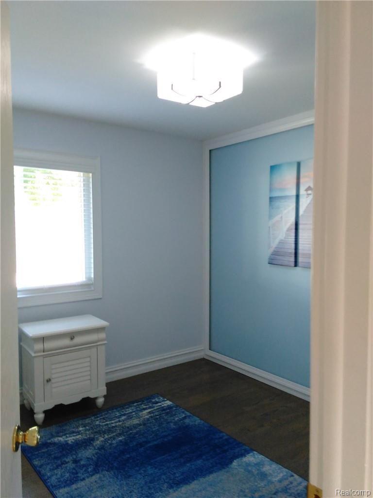 2430 Oakcrest Road Sterling Heights, MI 48310 - Photo 7 of 16 IMG_20180915_100249.jpg
