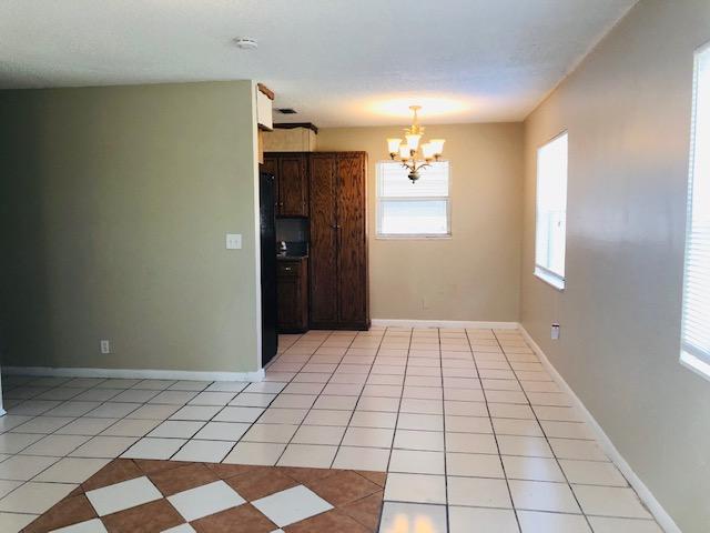 908 Cheyenne Street Jupiter, FL 33458 - Photo 3 of 13 IMG_5067