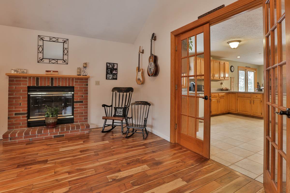 8 Rider Lane Derry, NH 03038 - Photo 13 of 29 Gallery Image 13