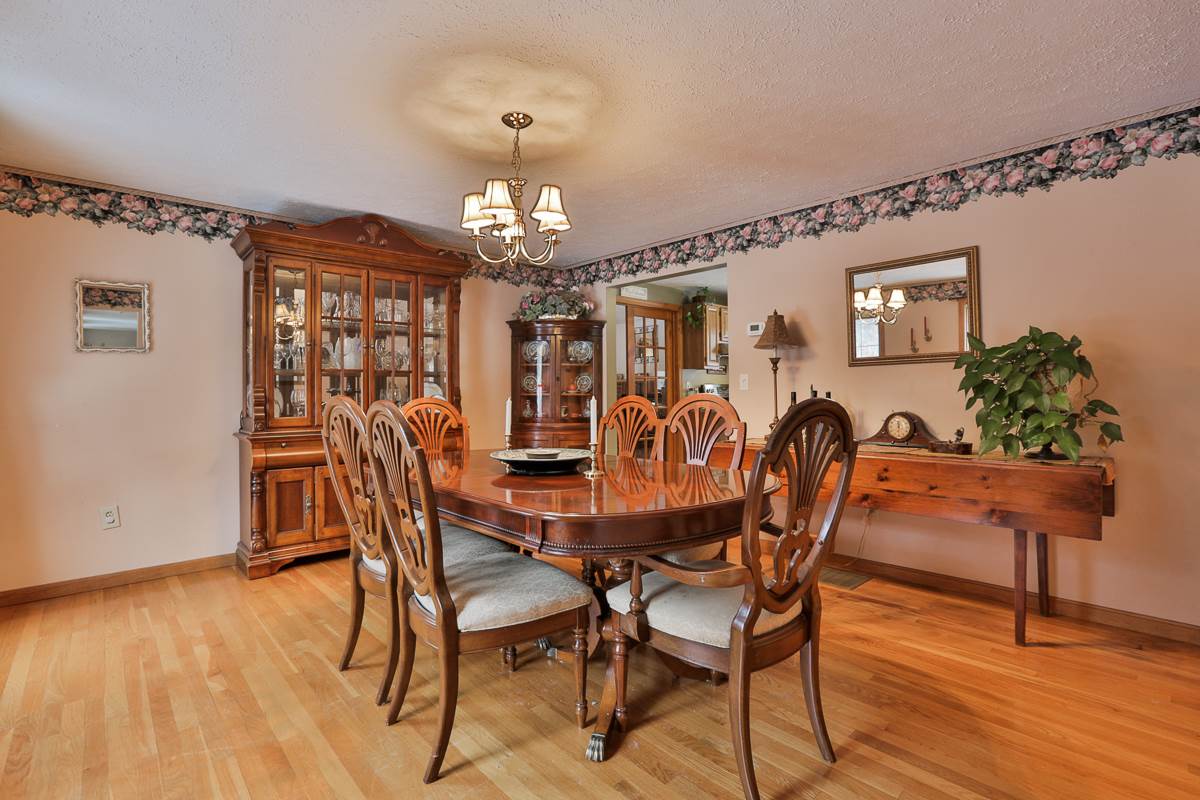 8 Rider Lane Derry, NH 03038 - Photo 17 of 29 Gallery Image 17