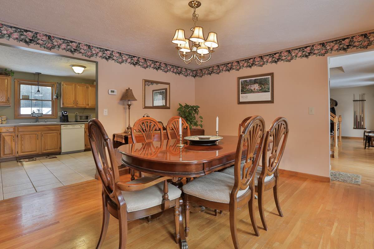 8 Rider Lane Derry, NH 03038 - Photo 18 of 29 Gallery Image 18