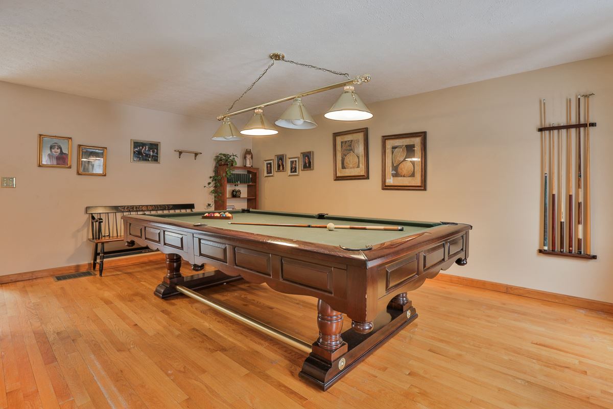 8 Rider Lane Derry, NH 03038 - Photo 5 of 29 Gallery Image 5