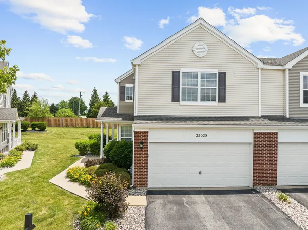 $314,900 | 25025 Clare Circle, Manhattan, IL 60442