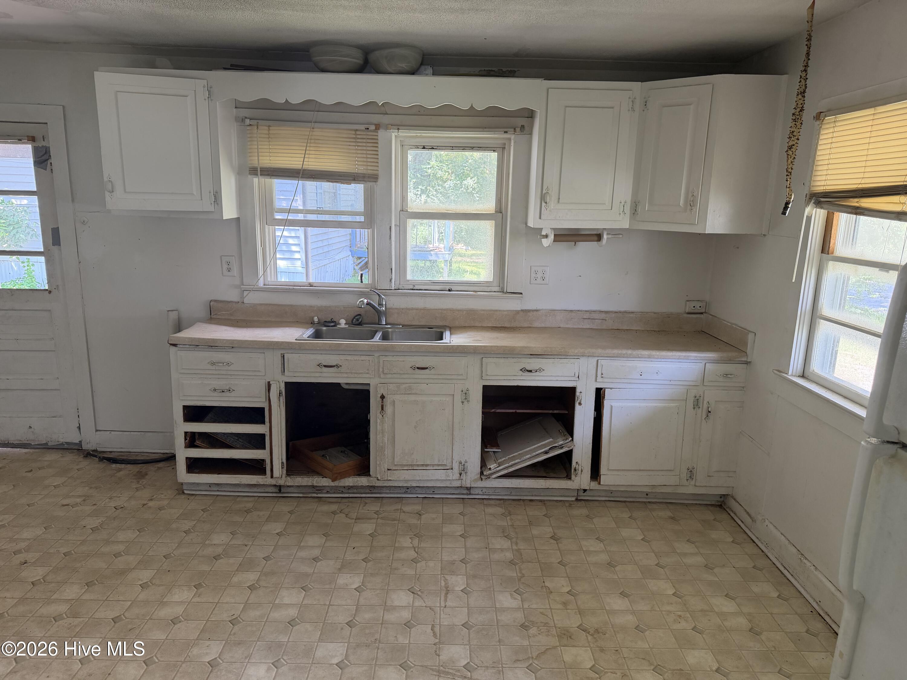 207 Plume Street Roper, NC 27970 - Photo 8 of 13 Gallery Image 8