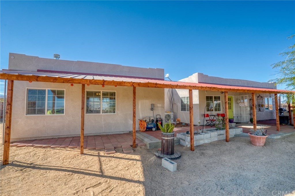 5075 Kickapoo Trail Landers, CA 92285 - Photo 1 of 1