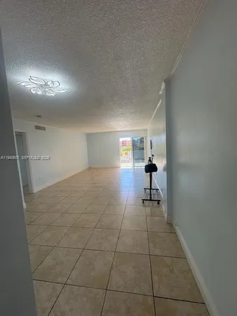 $2,200 | 1810 West 56th Street, Unit 3316, Hialeah, FL 33012