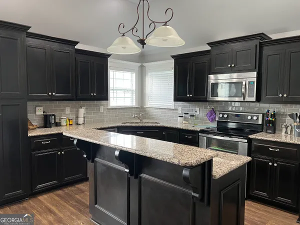$365,000 | 5255 Carlton Ridge Circle, Hahira, GA 31632
