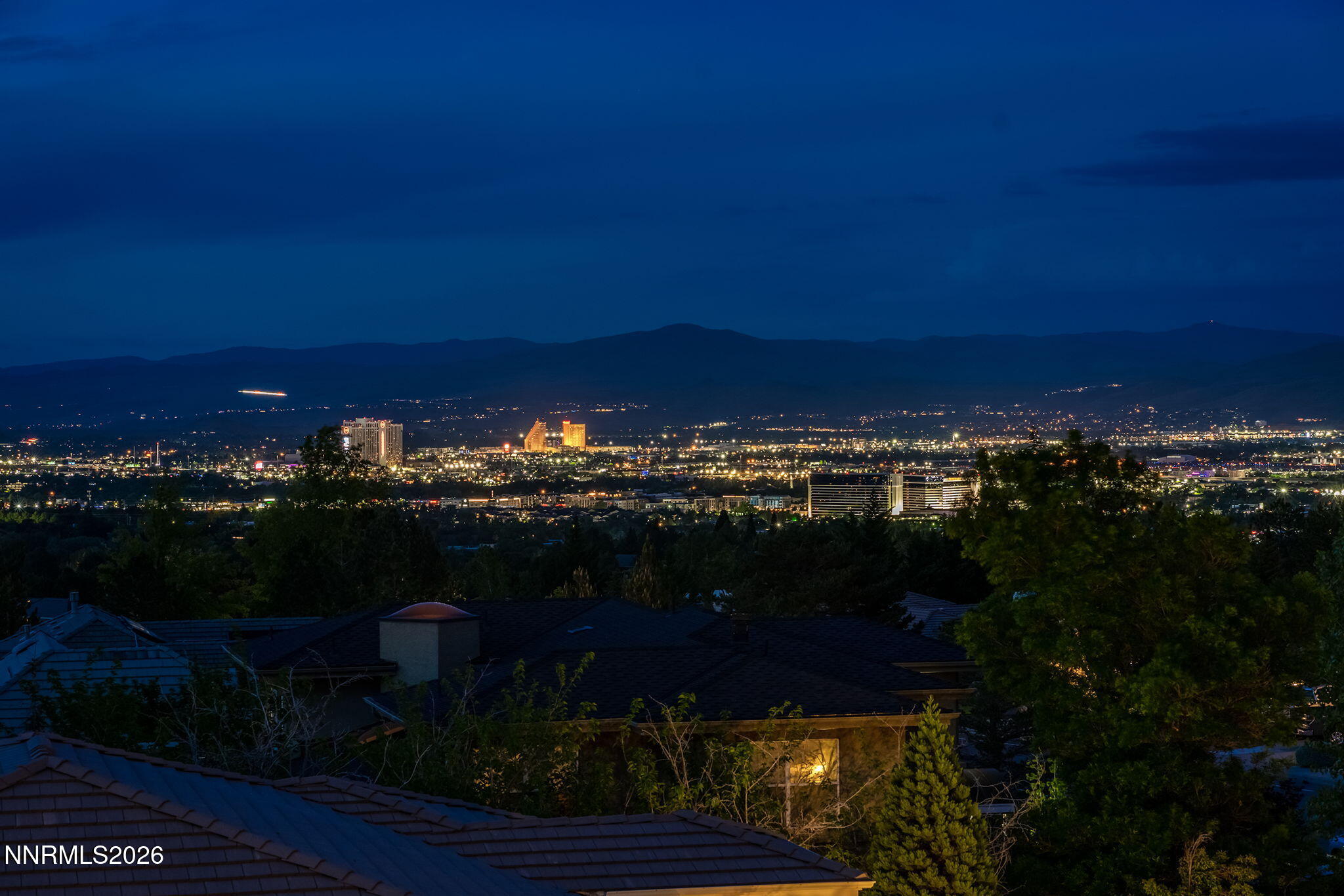 2475 Manzanita Lane Reno, NV 89509 - Photo 3 of 46 62-web-or-mls-_DSC0330