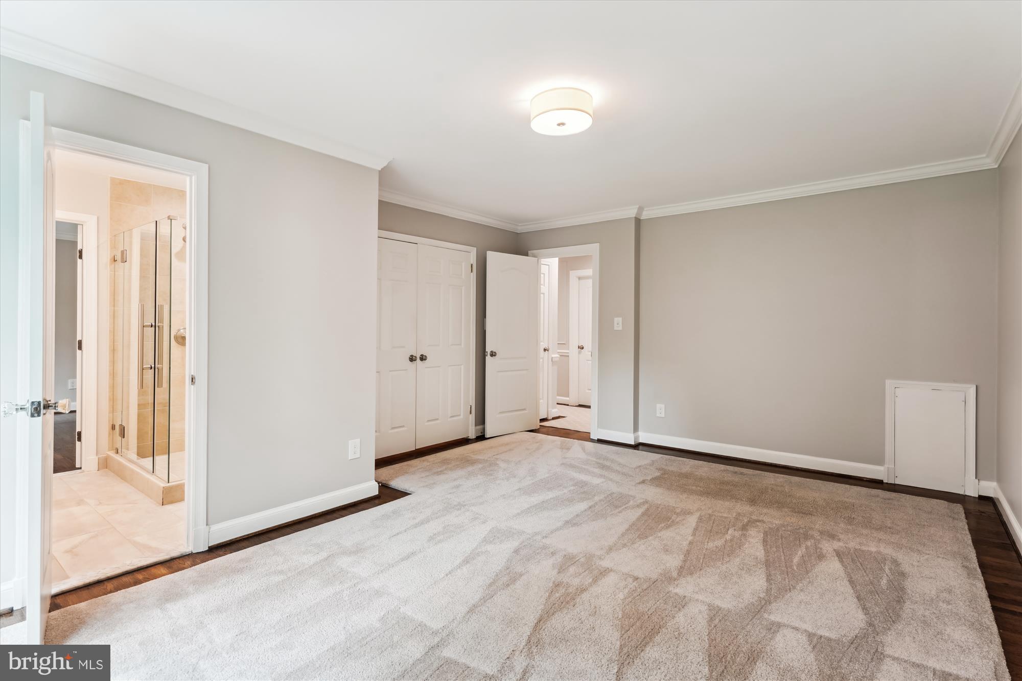 9801 Hall Road Potomac, MD 20854 - Photo 43 of 79 Bedroom #2 with hardwoods