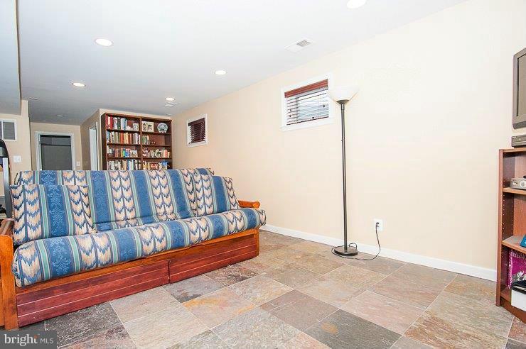 2181 South Glebe Road Arlington, VA 22206 - Photo 29 of 30 Basement