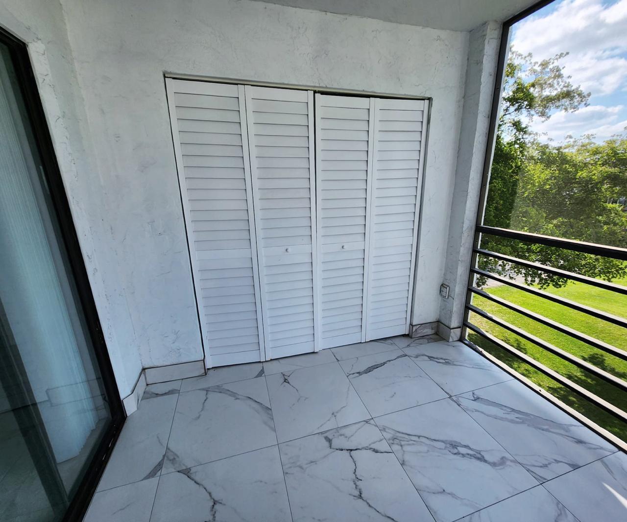 9235 Southwest 8th Street, Unit 402 Boca Raton, FL 33428 - Photo 23 of 37 f1af34a6-12a5-4fcc-85d4-76cb122616e6