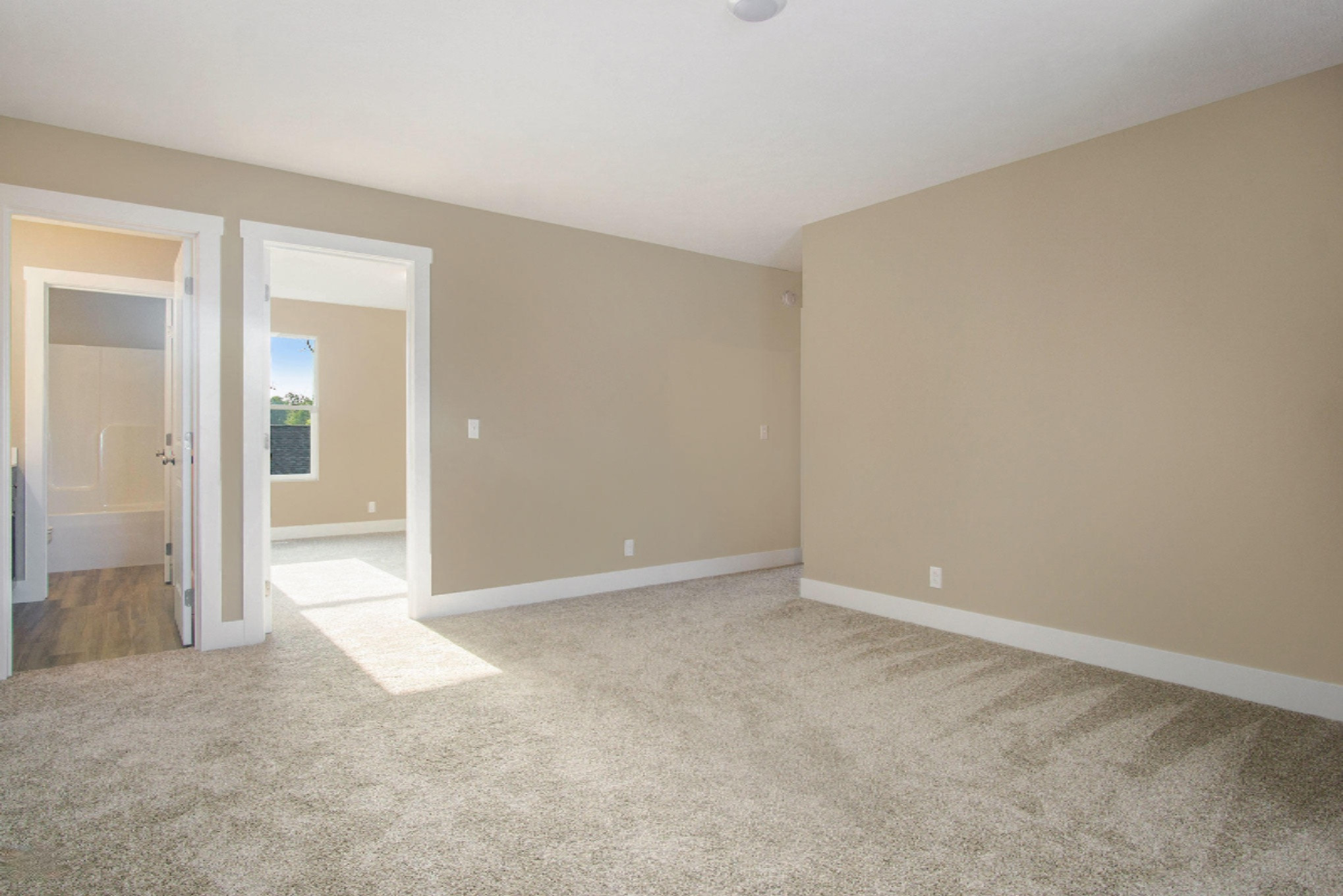 2530 Eagle Ridge Muskegon, MI 49444 - Photo 20 of 41 DSC09328