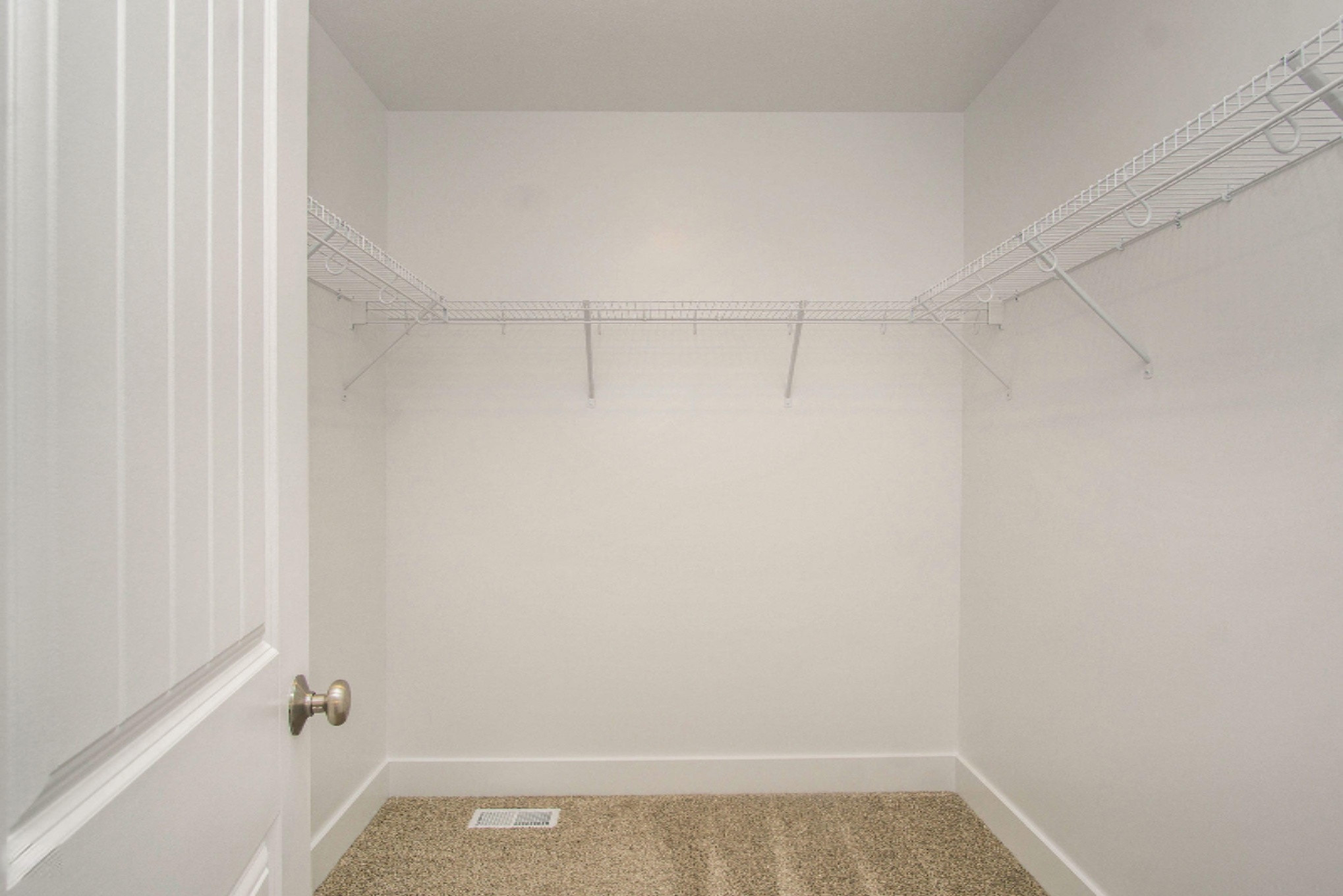 2530 Eagle Ridge Muskegon, MI 49444 - Photo 26 of 41 DSC09361