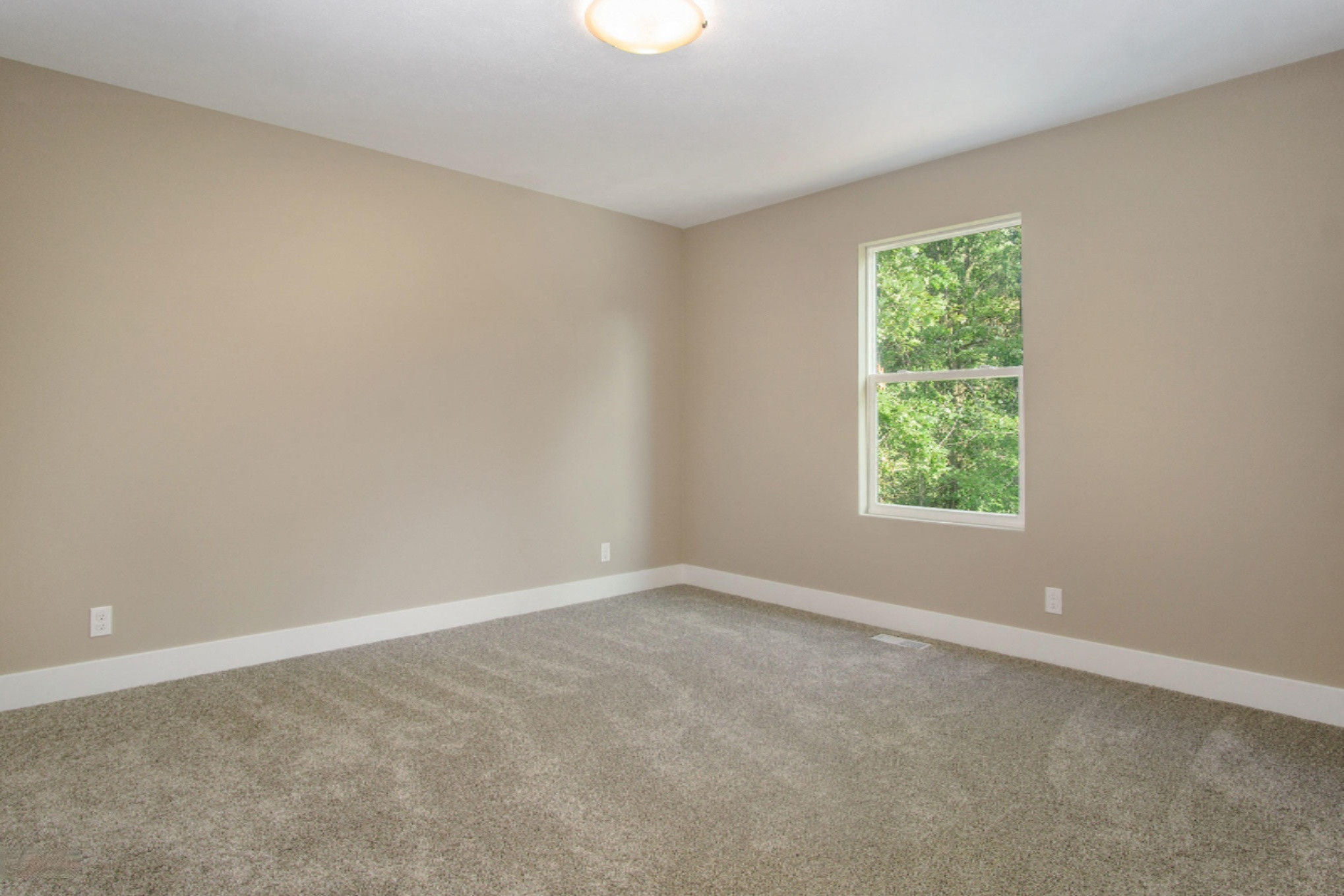 2530 Eagle Ridge Muskegon, MI 49444 - Photo 27 of 41 DSC09335