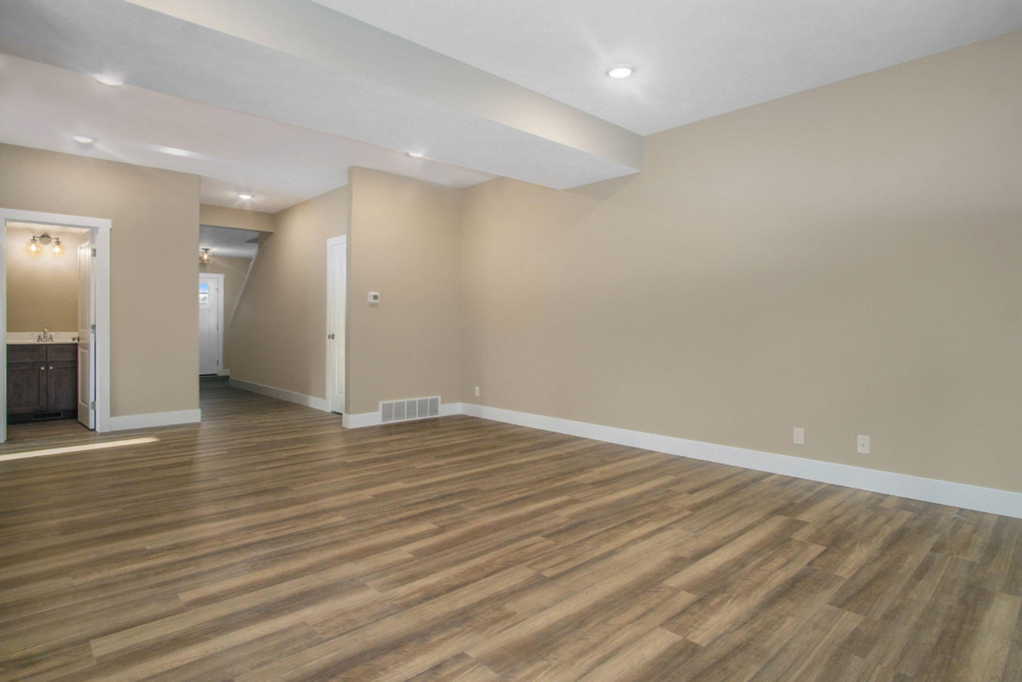 2530 Eagle Ridge Muskegon, MI 49444 - Photo 9 of 41 DSC09298