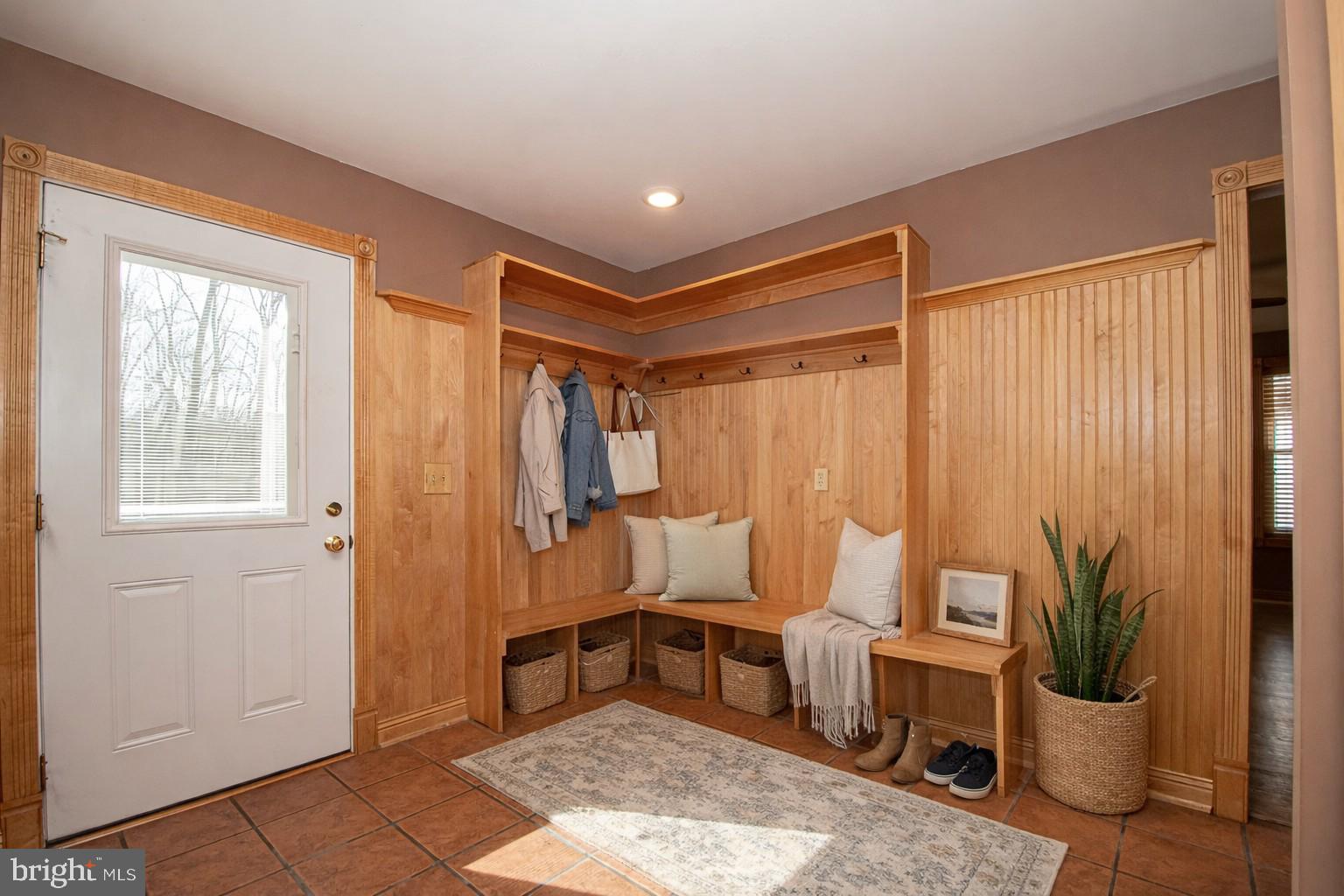 664 Brandy Road Front Royal, VA 22630 - Photo 2 of 59 Bright entryway with built in drop station.