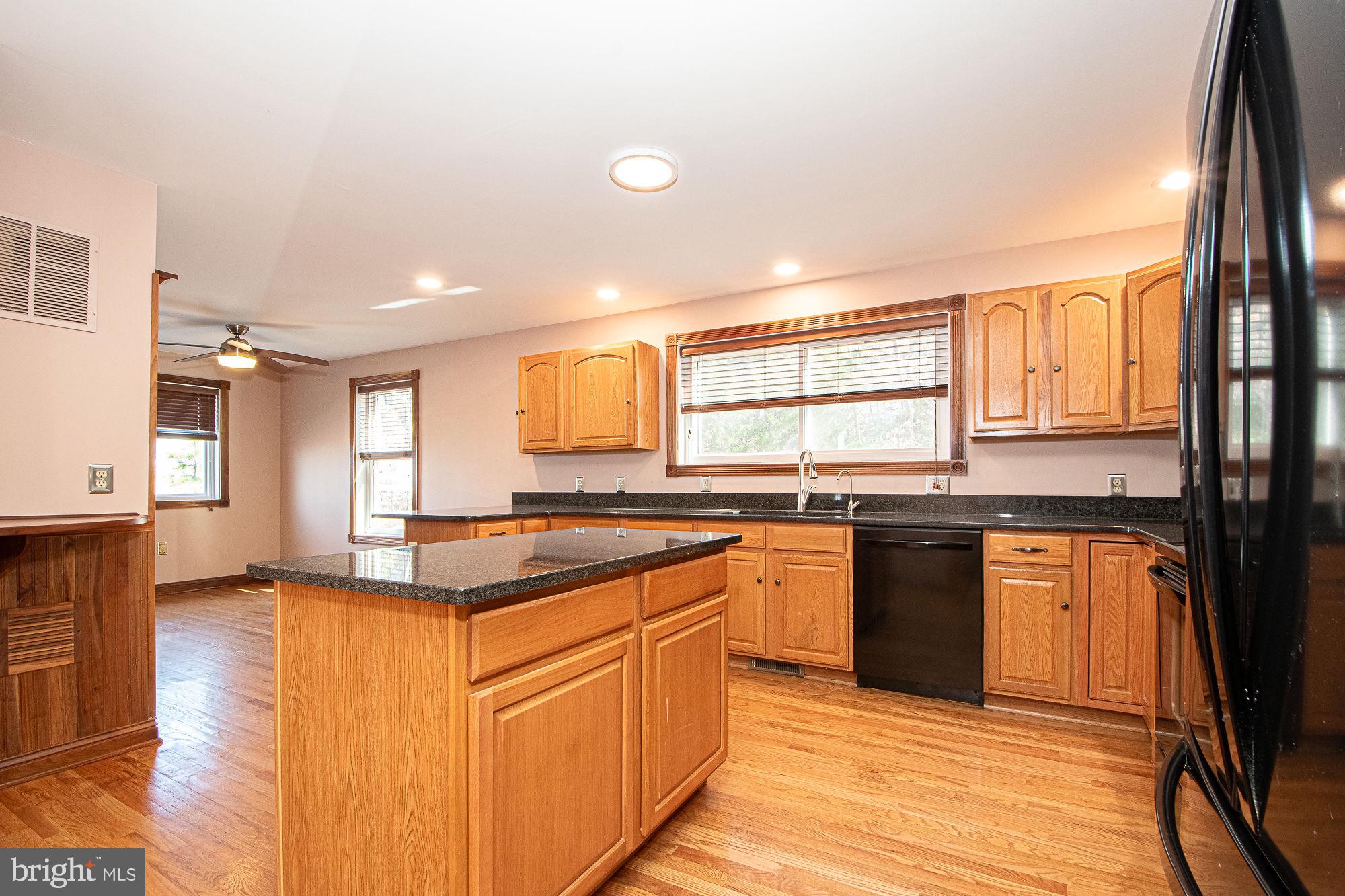 664 Brandy Road Front Royal, VA 22630 - Photo 8 of 59 Granite countertops