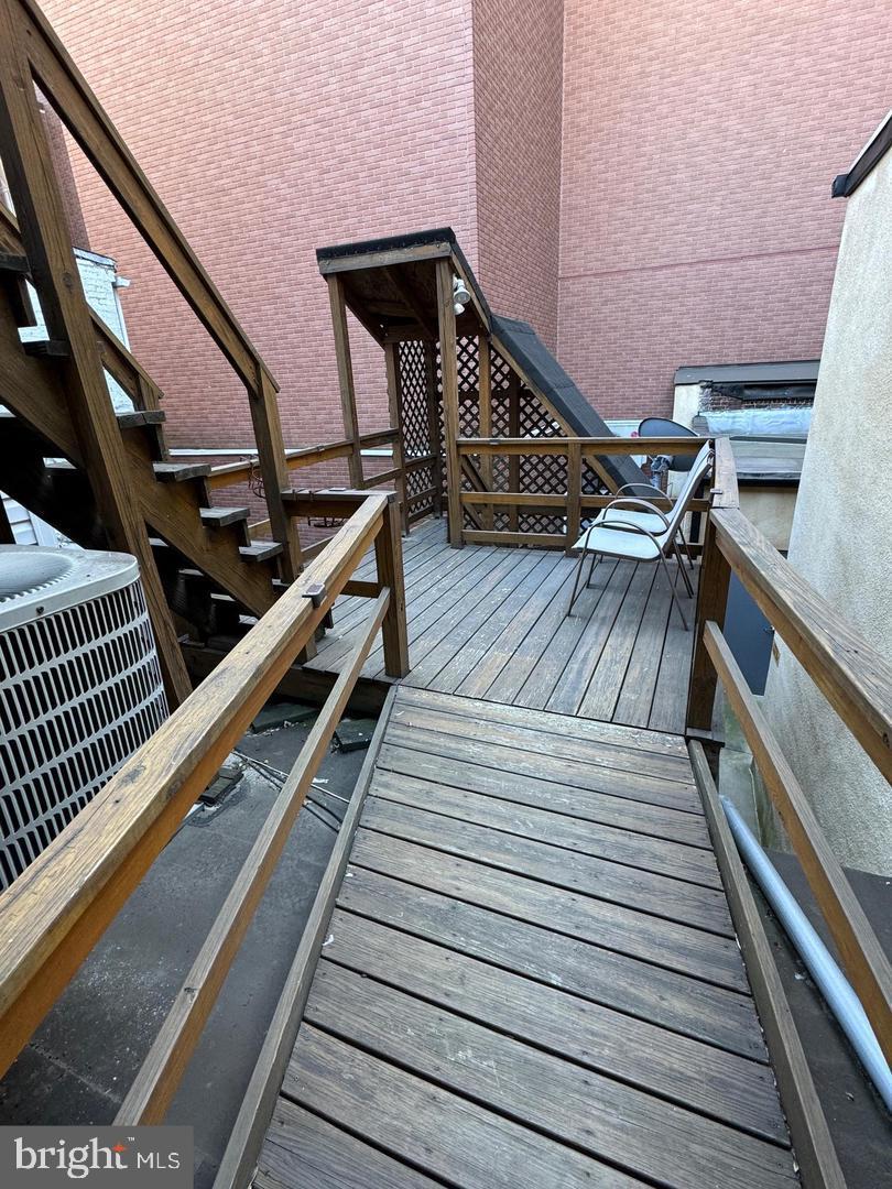 1637 Fleet Street, Unit 2 Baltimore, MD 21231 - Photo 3 of 10